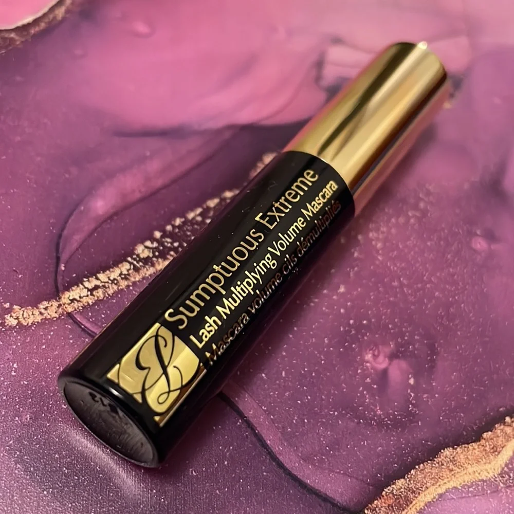 Estée Lauder lash multiplying volume Mascara